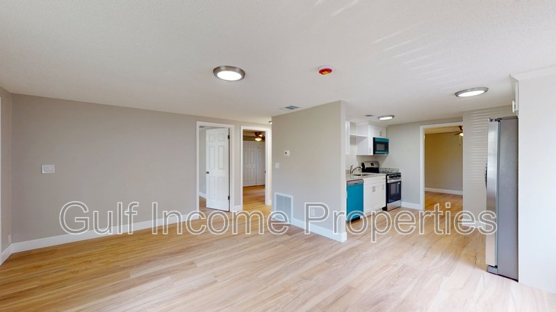 2515 30th Avenue Drive East - B property image