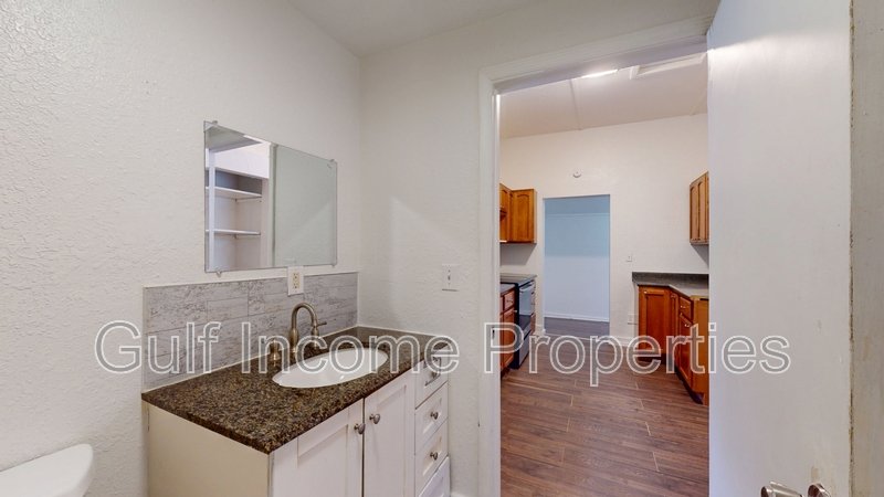 1510 10th Street West - B property image