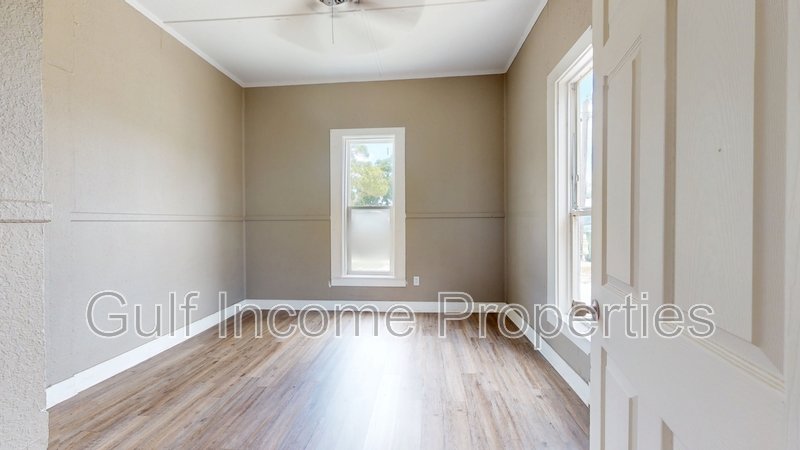 1510 10th Street West - C property image