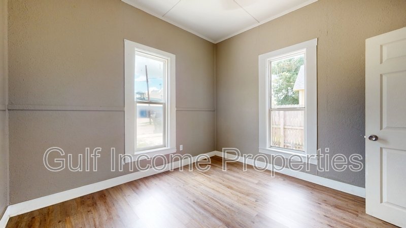 1510 10th Street West - C property image