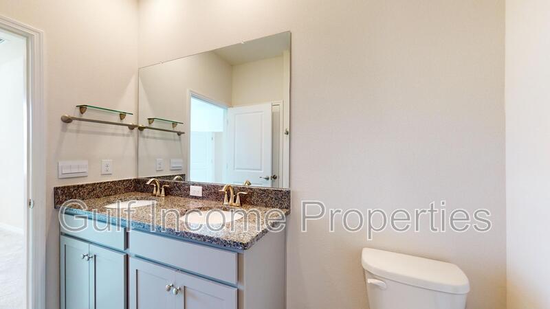 411 157th Court East property image