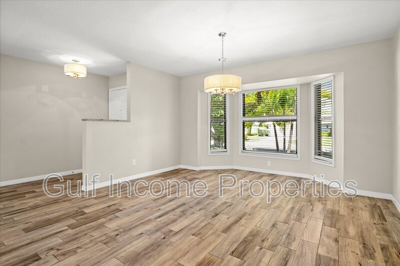 8307 12th Avenue Drive Northwest property image