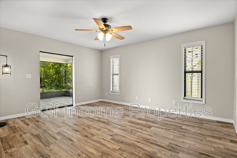 8307 12th Avenue Drive Northwest property image