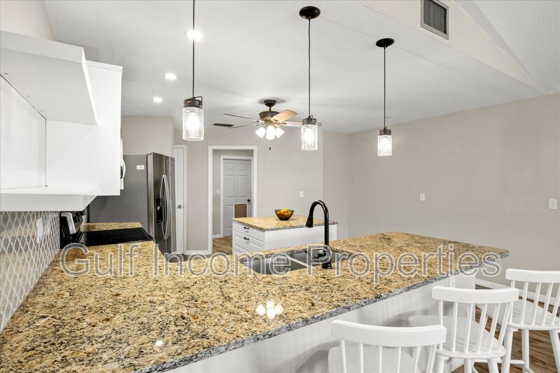 8307 12th Avenue Drive Northwest property image