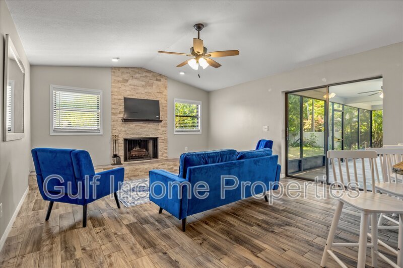 8307 12th Avenue Drive Northwest property image