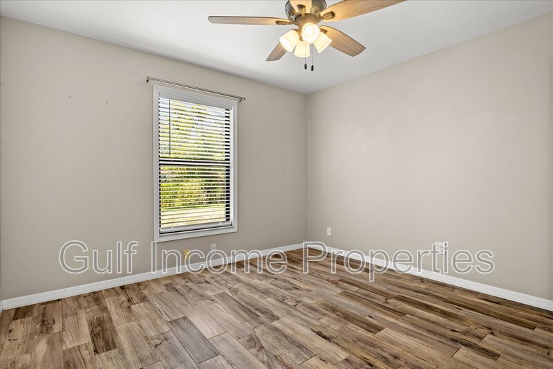 8307 12th Avenue Drive Northwest property image