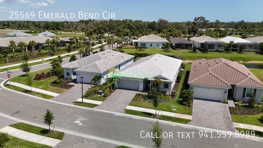 25569 Emerald Bend Cir property image