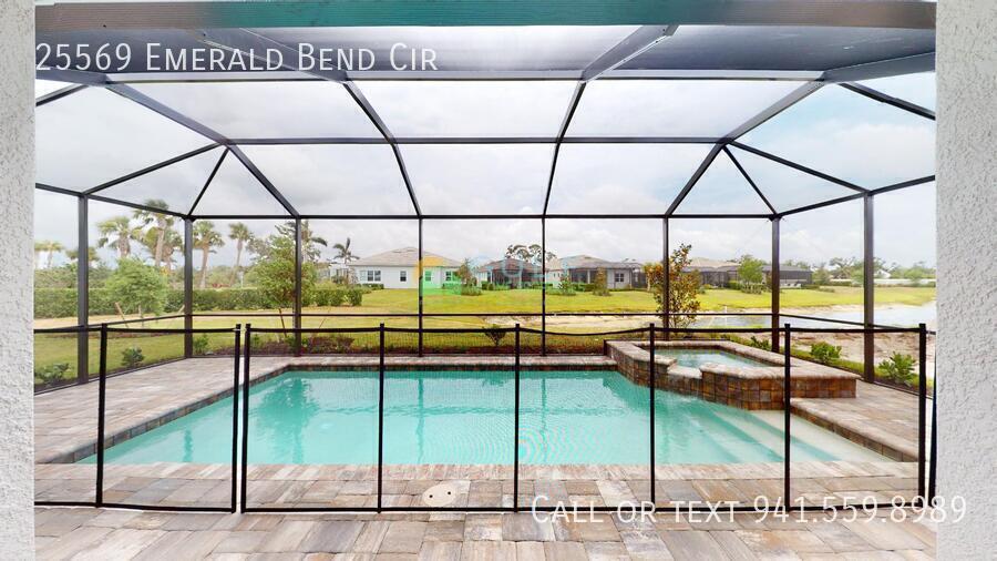 25569 Emerald Bend Cir property image