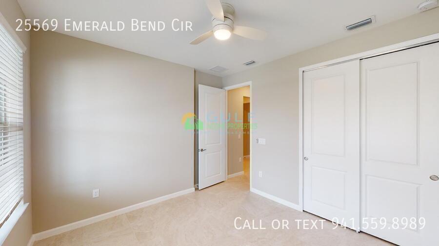 25569 Emerald Bend Cir property image