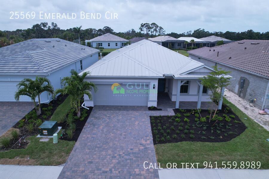 25569 Emerald Bend Cir property image