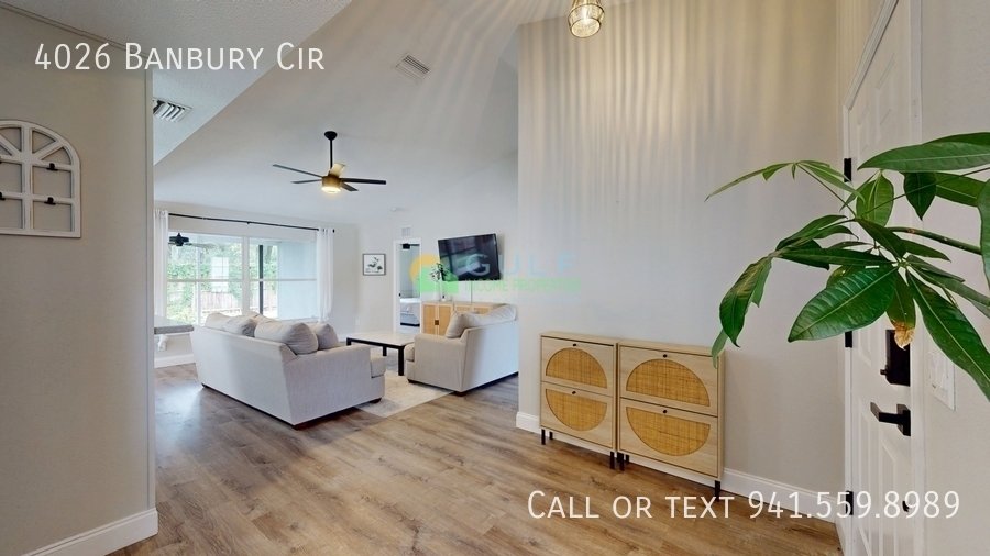 4026 Banbury Cir property image