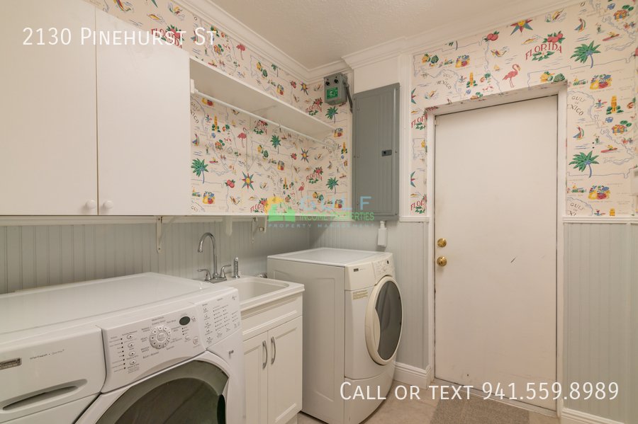 2130 Pinehurst St property image