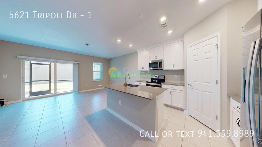 5621 Tripoli Dr property image