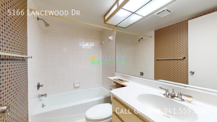 5166 Lancewood Dr property image