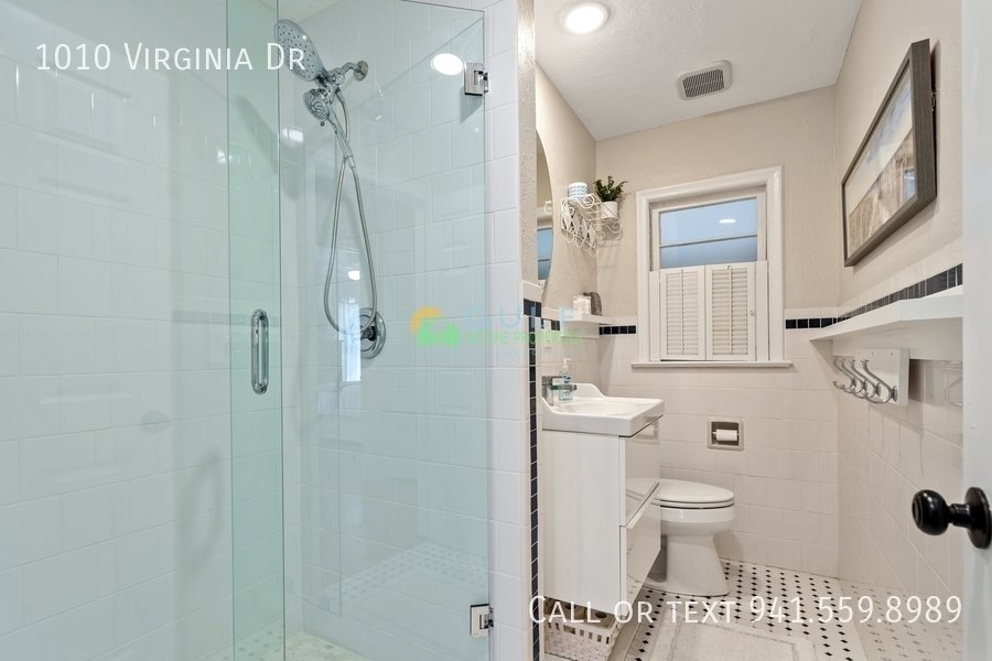 1010 Virginia Dr property image