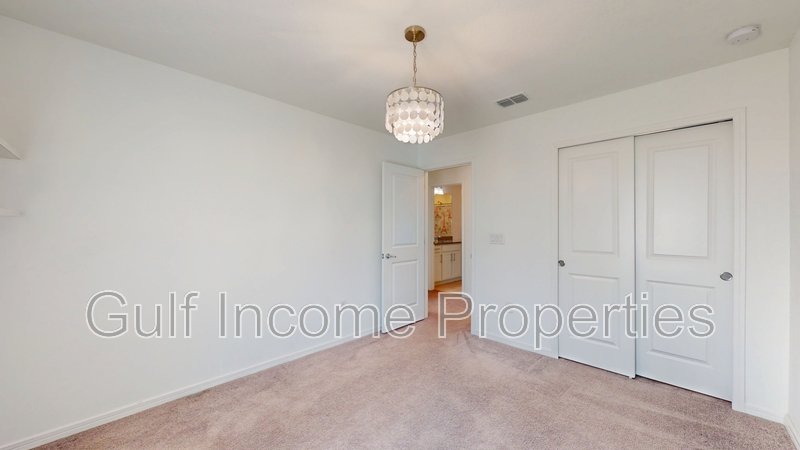 9505 Lamine Way property image