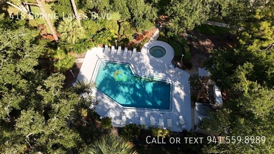 418 Spring Lakes Blvd property image