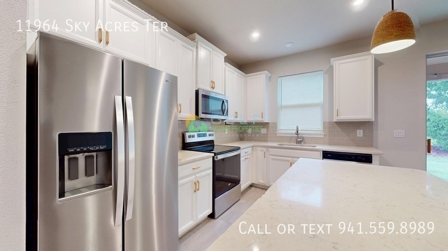 11964 Sky Acres Ter property image