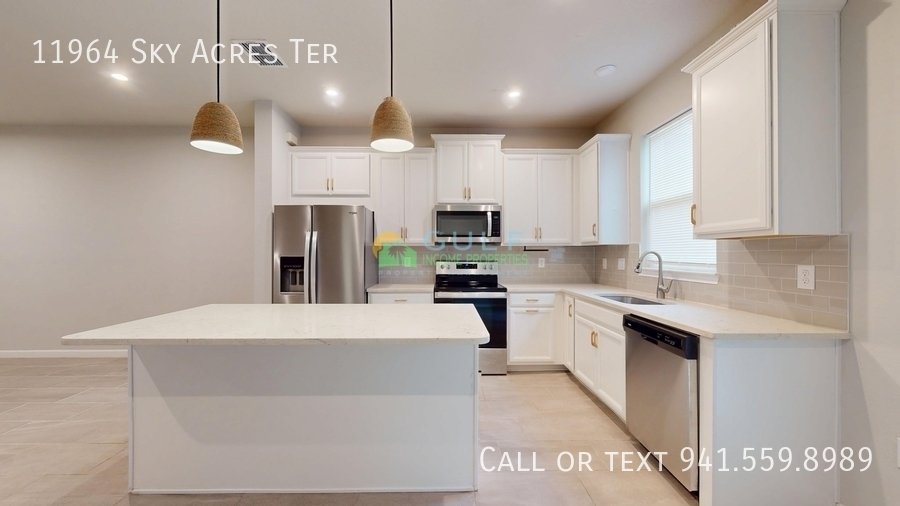11964 Sky Acres Ter property image