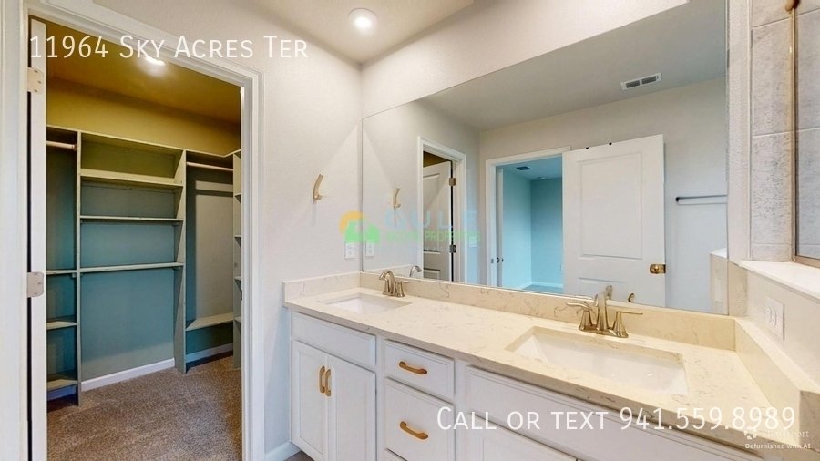 11964 Sky Acres Ter property image
