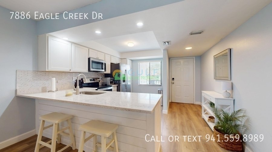 7886 Eagle Creek Dr property image