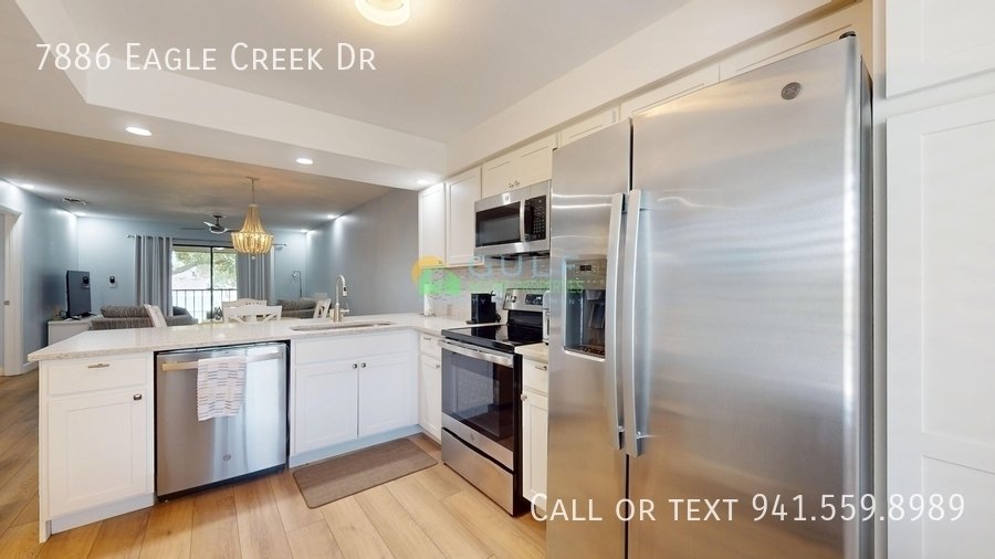 7886 Eagle Creek Dr property image
