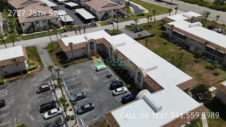 2727 75th St W property image