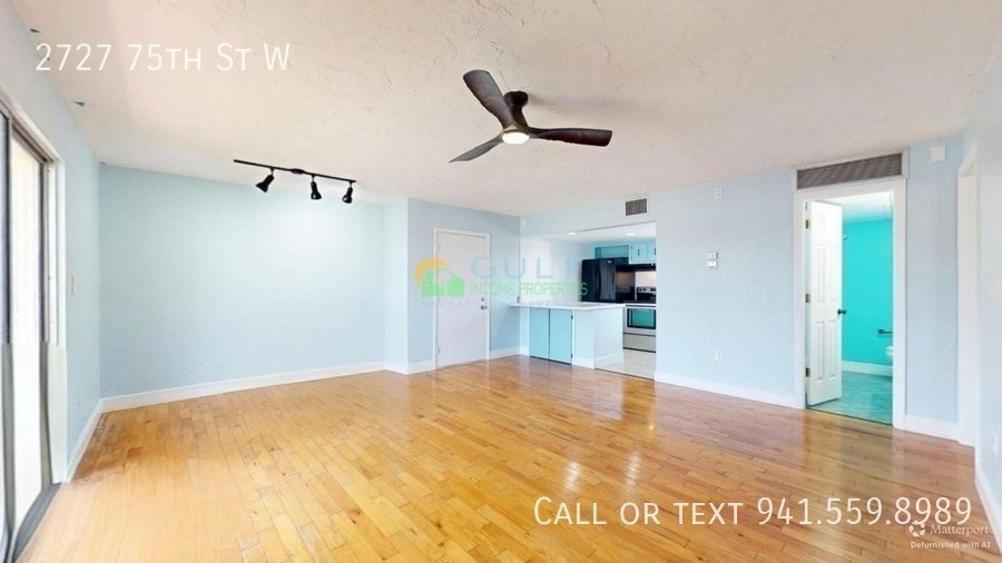 2727 75th St W property image