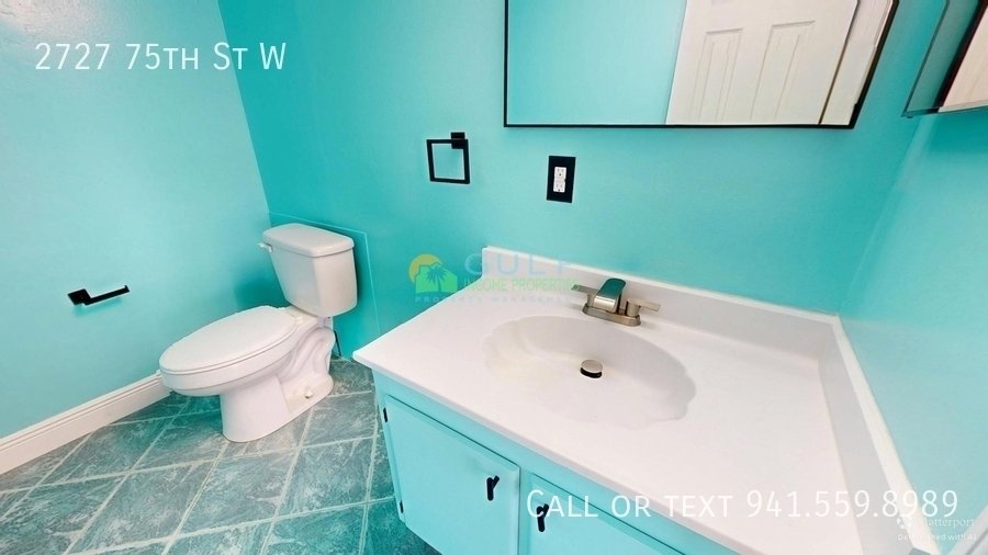 2727 75th St W property image
