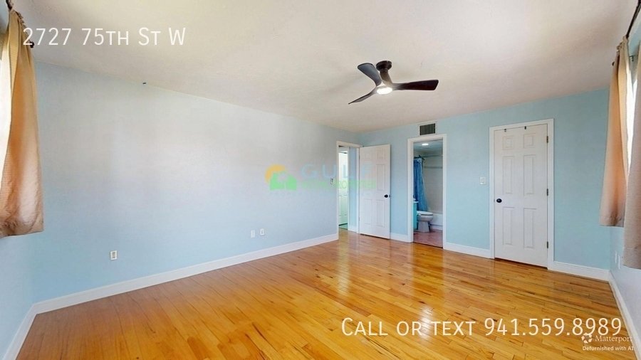 2727 75th St W property image