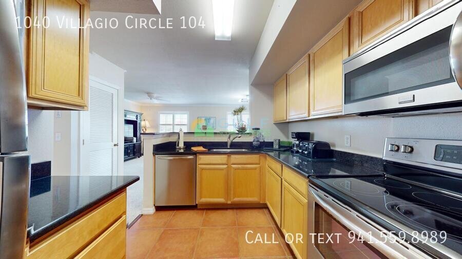 1040 Villagio Circle 104 property image